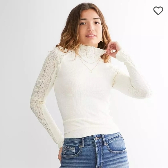 Free People Tops - Free People Cream Lace Sleeve Blouse